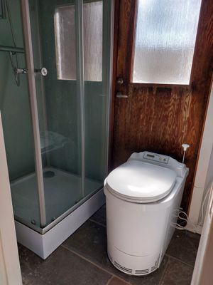 Hyr denna stuga i Hjo på 50 m². 4 sängplatser. Från 6 000 kr per vecka. Se bilder och tillgänglighet här.