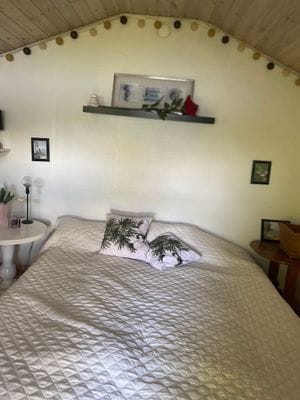 Stuga med egen brygga - Bild 11