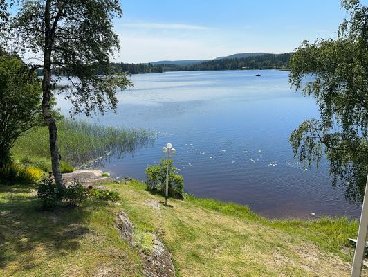 Stuga med sjötomt - Bild 10