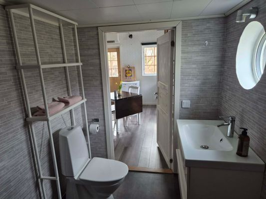 Charmigt attefallshus i Saxemara 🌿 - Bild 8