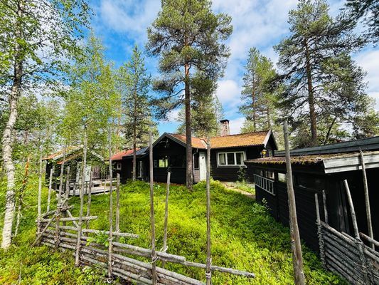 Hyr denna stuga i Sälen på 41 m². 5 sängplatser. 4 000 - 9 000 kr per vecka. Se bilder och tillgänglighet här.