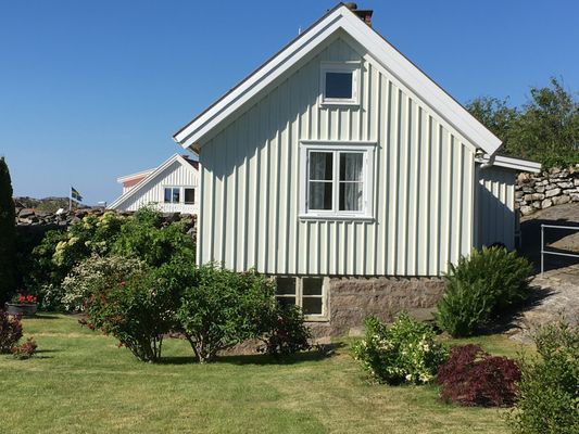 Hyr denna stuga i Bleket på 55 m². 2 sängplatser. Från 6 944 kr per vecka. Se bilder och tillgänglighet här.