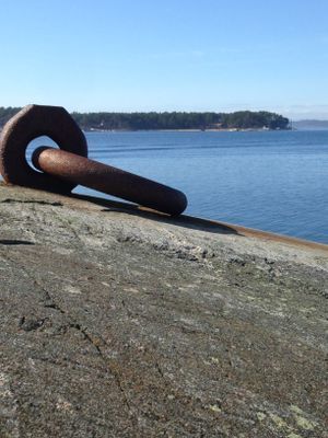 Arkitektritat skärgårdshus med båtplats - Bild 17