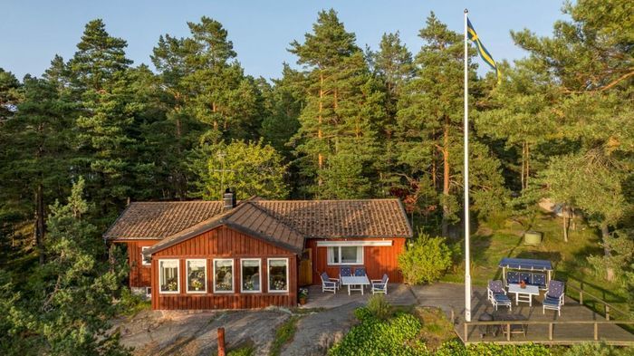 Sjöställe på mindre ö mitt i Stockholms skärgård!