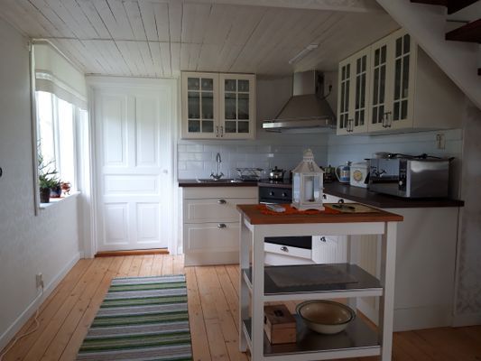 Bild 3 på Naturskön och lantlig idyll mellan sjöar.