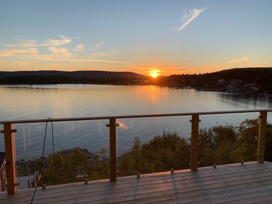 Hyr denna stuga i Solumshamn på 114 m². 5 sängplatser. Från 19 900 kr per vecka. Se bilder och tillgänglighet här.