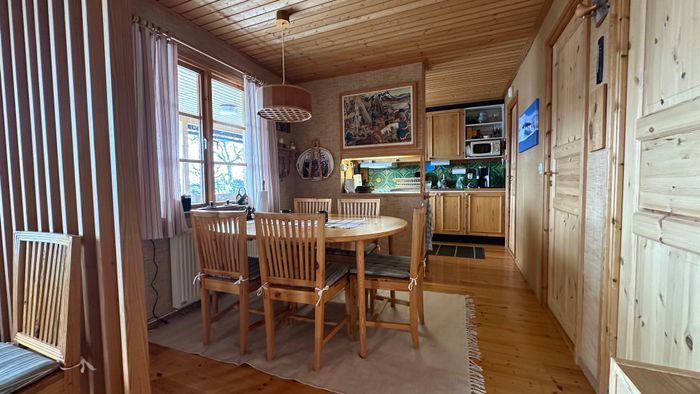 Trivsam stuga i natursköna Fjällnäs! - Bild 8