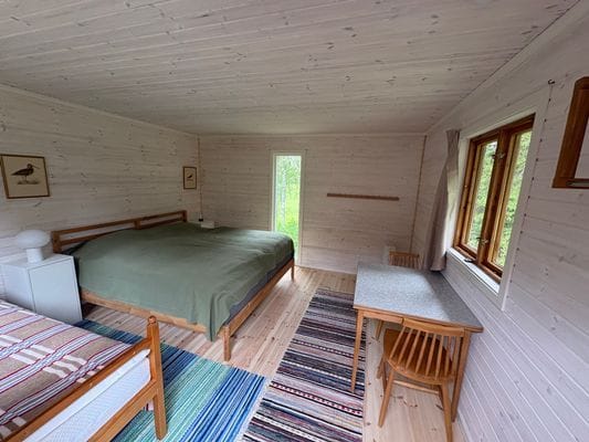 Stuga med ostört läge 250 m från havet - Bild 16
