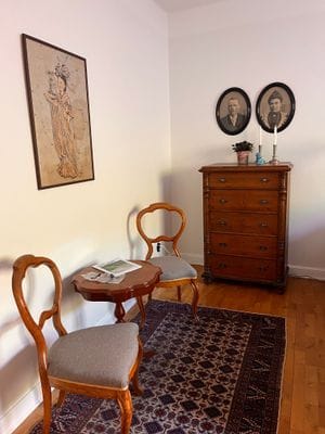 Hyr denna stuga i Gotland på 34 m². 2 sängplatser. 10 500 - 14 000 kr per vecka. Se bilder och tillgänglighet här.