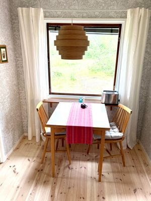 Stuga med ostört läge 250 m från havet - Bild 9