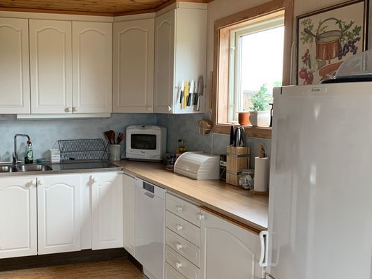 Fint läge med havsutsikt i Djupvik - Bild 6