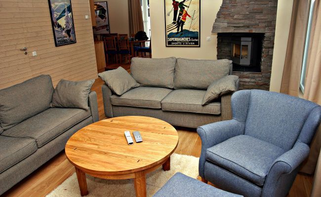 Hyr denna stuga i Åre på 90 m². 4-5 sängplatser. Pris ej tillgängligt. Se bilder och tillgänglighet här.