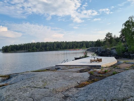 Modern, sjönära stuga med en glimt av Vänern - Bild 26
