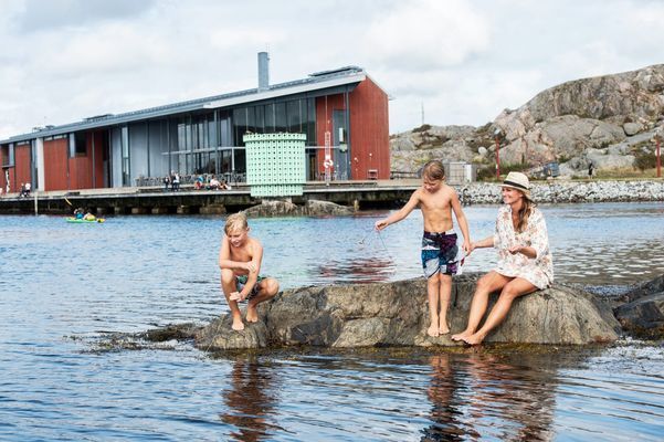 Bild 4 på NY! Hus med två lägenheter i centrala Skärhamn