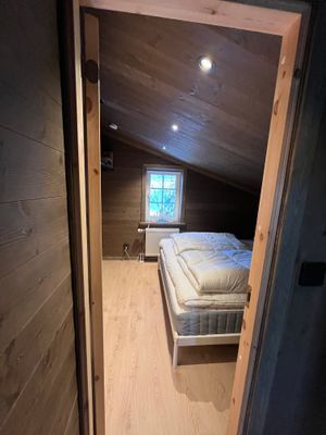 Nyrenoverad med västervy vid längdspåret (Aöv) - Bild 17
