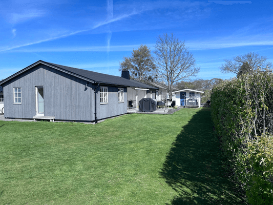 Bild 4 på Strandnära hus i vackra Varberg