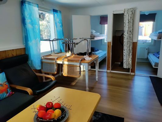 Bild 3 på Bo vackert med utsikt över ån Hårkan