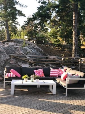 Idylliskt i skärgården med slående utsikt och pool - Bild 22
