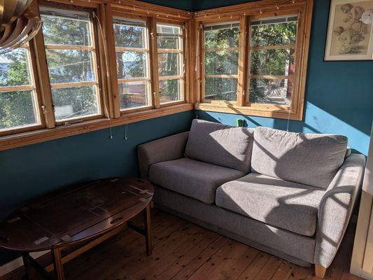 Bild 4 på Stuga med sjöutsikt & 20 meter till bad i Mälaren