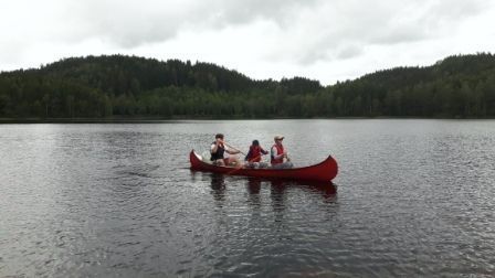 Stuga med bastu precis vid sjön - Bild 22