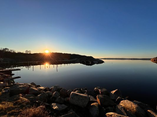 Solnedgång över Skäret badbrygga 22h00