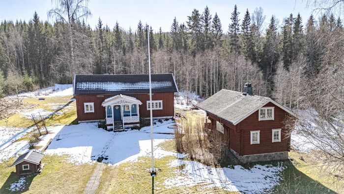 Nackeloftet - en mysig timmerstuga i Dalsland - Bild 6