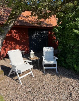 Privat sekelskiftespärla med pool och tennisbana - Bild 11