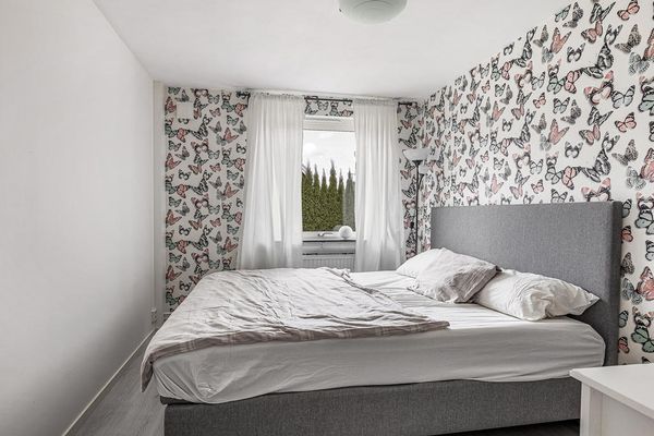 Modern stor & ljus villa - nära centrum - Bild 7