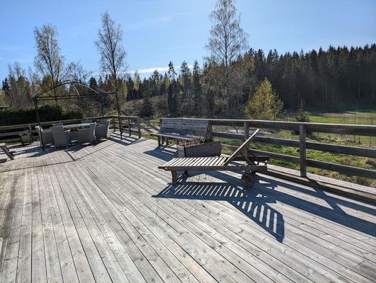 VILLA PÅ LANDET UTANFÖR HÄLLESTAD I ÖSTERGÖTLAND - Bild 17