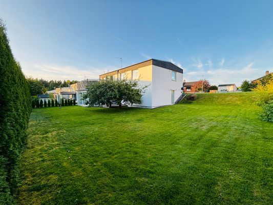 Modern stor & ljus villa - nära centrum - Bild 23