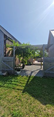 Hyr denna stuga i Löttorp på 140 m². 10 sängplatser. Pris ej tillgängligt. Se bilder och tillgänglighet här.