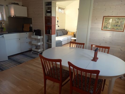 Modern gäststuga i Tällberg 150 m från Siljan