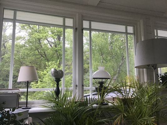 Hyr denna stuga i Kungälv på 40 m². 4-6 sängplatser. Från 1 300 kr per dag. Se bilder och tillgänglighet här.