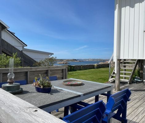 Hyr denna stuga i Kungshamn på 40 m². 2 sängplatser. 4 500 - 5 500 kr per vecka. Se bilder och tillgänglighet här.