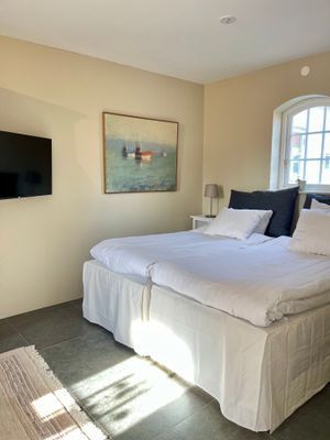 Hyr denna stuga i Kivik på 30 m². 2 sängplatser. Från 15 400 kr per vecka. Se bilder och tillgänglighet här.