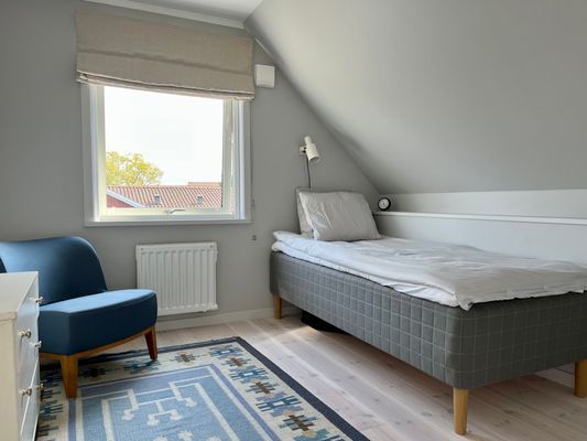 Sovrum 2 med enkelsäng (90 cm)