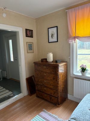 Ostörd idyll på gammal mindre gård - Bild 9