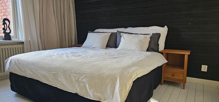 Exklusivt hus med pool, bastu & jacuzzi. Nära hav - Bild 14