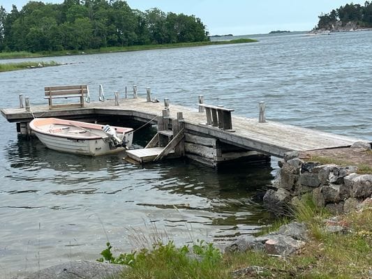 Charmigt skärgårds hus vid havet på vackra Blidö - Bild 7