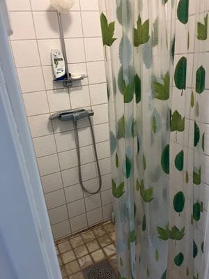 Charmigt skärgårds hus vid havet på vackra Blidö - Bild 18