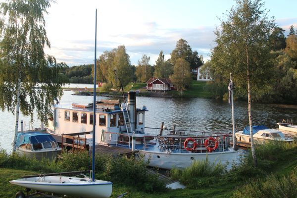 Hemtrevligt 1800-tals hus nära sjö och skog. - Bild 19