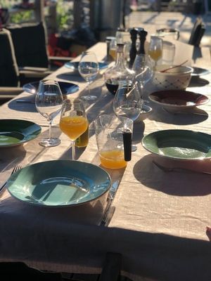 Idylliskt i skärgården med slående utsikt och pool - Bild 25