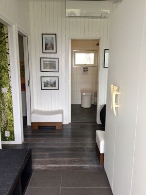 Idylliskt i skärgården med slående utsikt och pool - Bild 24