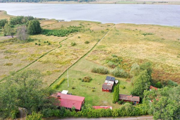 Hyr denna stuga i Västerås på 110 m². 6 sängplatser. Pris ej tillgängligt. Se bilder och tillgänglighet här.