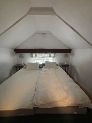 Charmig stuga på Ornö – nära hav, skog och natur - Bild 9