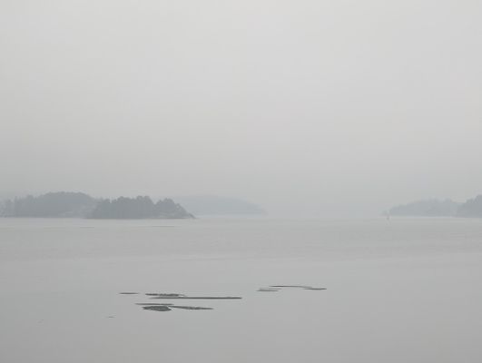 Hus med egen brygga, bastu och sandstrand. - Bild 12