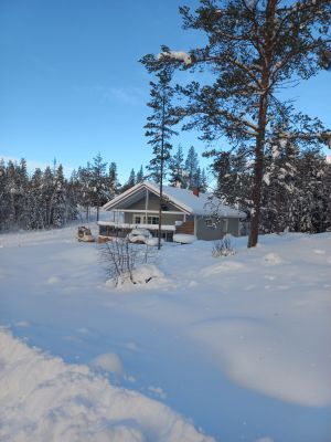 Premium stuga i Lofsdalen–lugnt läge nära allt