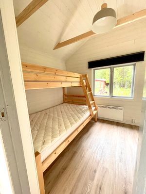 Unik fjällgård i Åkersjön med utsikt över sjön - Bild 18