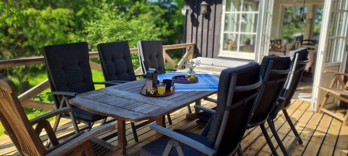 Bild 4 på Stort lantligt hus vid skog, sjö och badstrand