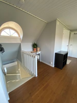 Stor villa med centralt avskilt läge i Borgholm - Bild 20